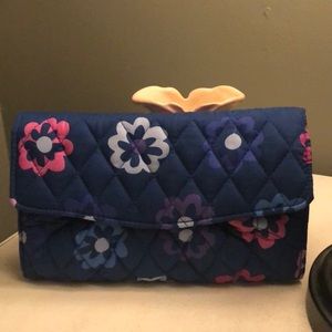 Vera Bradley Strap Wallet/Ellie Flowers